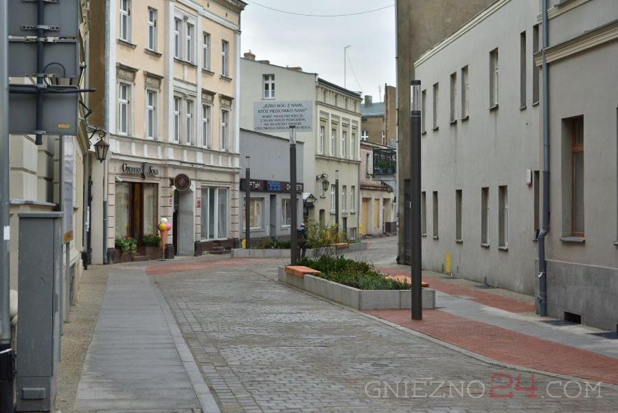 Marzec Apartamenty Gniezno Eksteriør billede