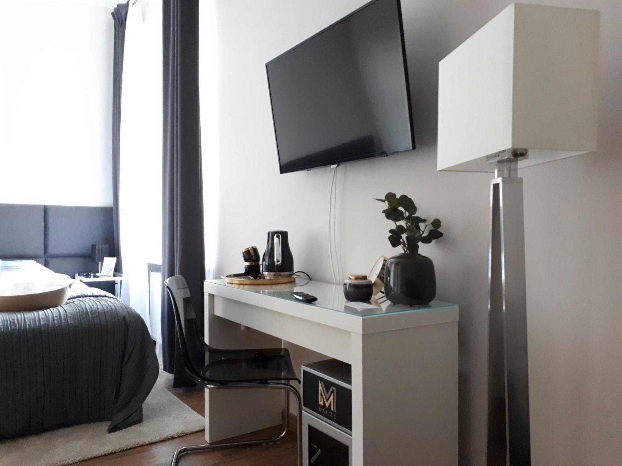 Marzec Apartamenty Gniezno Værelse billede